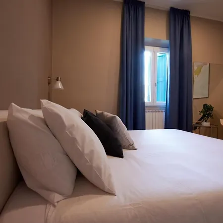 Due Strade - Dolcevita Apartment Florenz